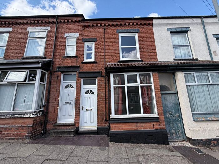 2 Bedroom Terraced House For Sale In Kitchener Road, Birmingham, B29