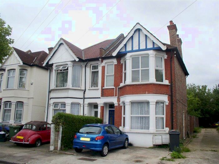 1 Bedroom Flat To Rent In Central Road, Wembley, Middlesex, HA0