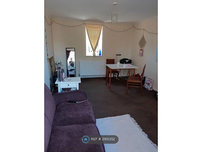 1 Bedroom Flat To Rent In Rutland Street, Loughborough, LE11