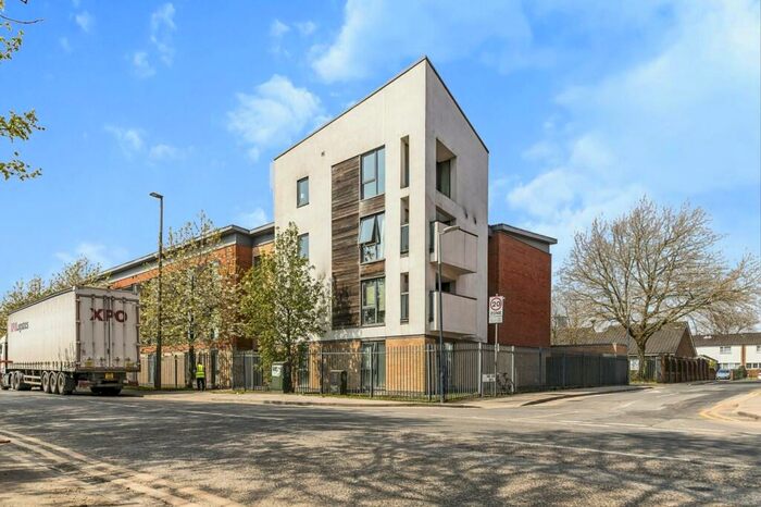 2 Bedroom Apartment To Rent In Ordsall Lane, Salford, Greater Manchester, M5