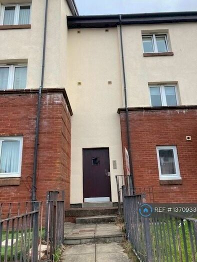 2 Bedroom Flat To Rent In Birgidale Road, Glasgow, G45