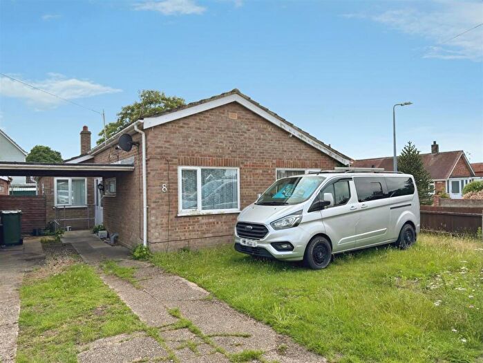 3 Bedroom Bungalow For Sale In Mill Close, Ellingham, Bungay, Suffolk, NR35