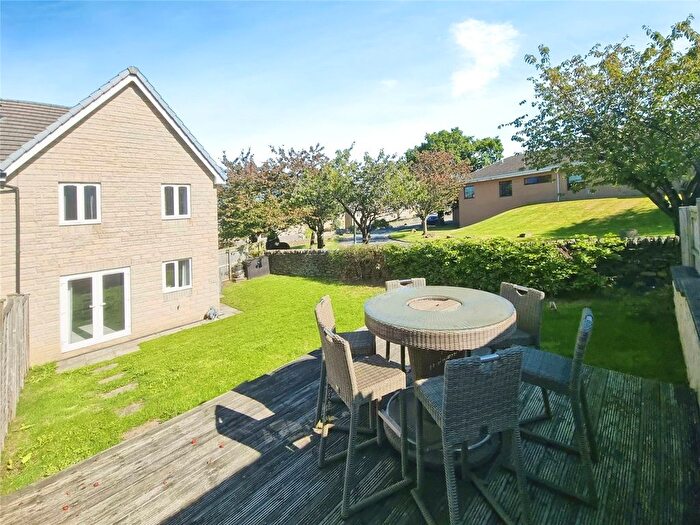 3 Bedroom Detached House To Rent In Townson Fold, Eastburn, Keighley, West Yorkshire, BD20