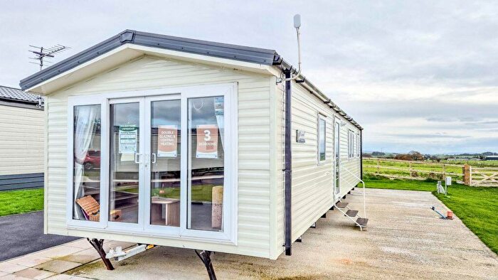 3 Bedroom Park Home For Sale In Bowland Fell Holiday Park, BD23