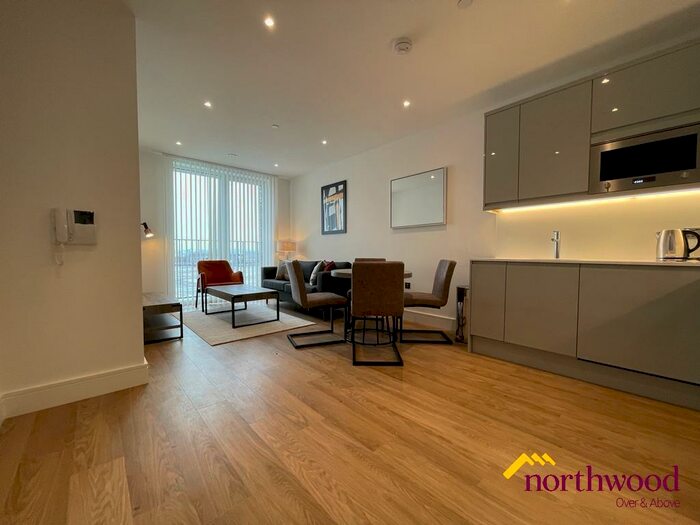 1 Bedroom Flat To Rent In East Timber Yard, City Centre, Birmingham, B5