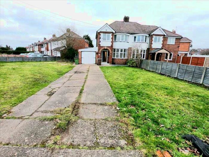 3 Bedroom Semi-Detached House To Rent In Hobs Moat Road, Olton, B92