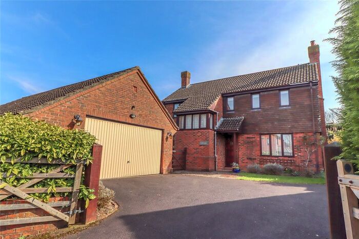 4 Bedroom Detached House For Sale In Drove Hill, Chilbolton, Stockbridge, Hampshire, SO20
