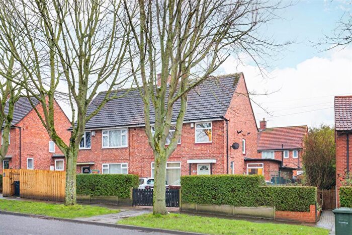 3 Bedroom Semi-Detached House For Sale In Binswood Avenue, Newcastle Upon Tyne, NE5
