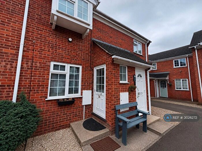 2 Bedroom Terraced House To Rent In Oak Close, Sandy, SG19