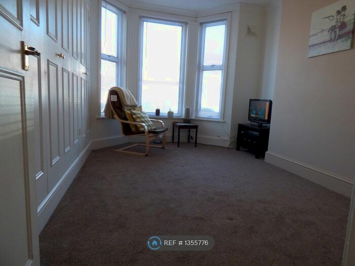 Studio To Rent In Bayford Road, Littlehampton, BN17