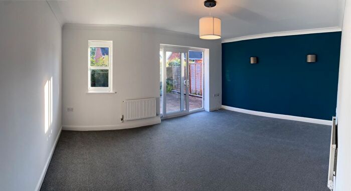 5 Bedroom Terraced House To Rent In Park Road, Bristol, BS11