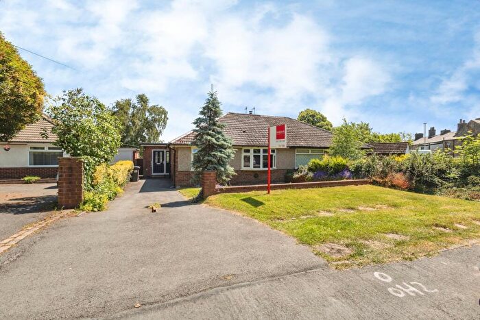 3 Bedroom Bungalow For Sale In Old Hall Lane, Mottram, Hyde, Greater Manchester, SK14