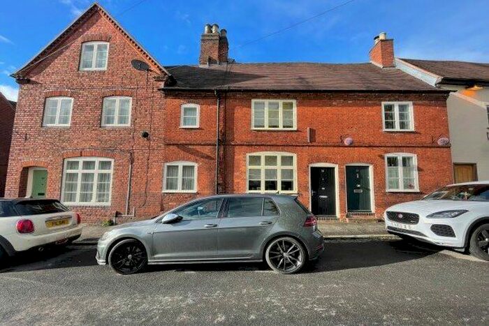 3 Bedroom Property To Rent In Greenhill, Lichfield, WS13