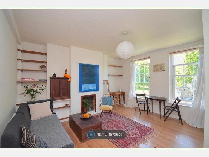 1 Bedroom Flat To Rent In Ferndale Road, London, SW9