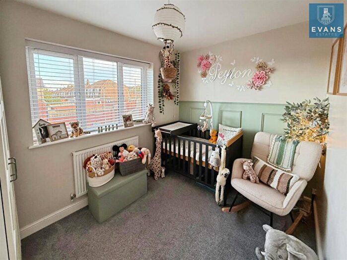 2 Bedroom Semi-Detached House For Sale In Marra Close, Keresley End, Coventry, CV7
