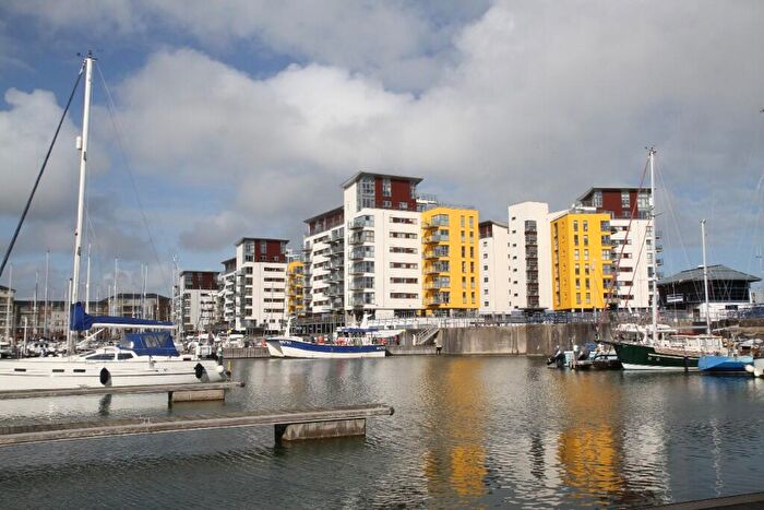 2 Bedroom Apartment For Sale In Midway Quay, Eastbourne, BN23