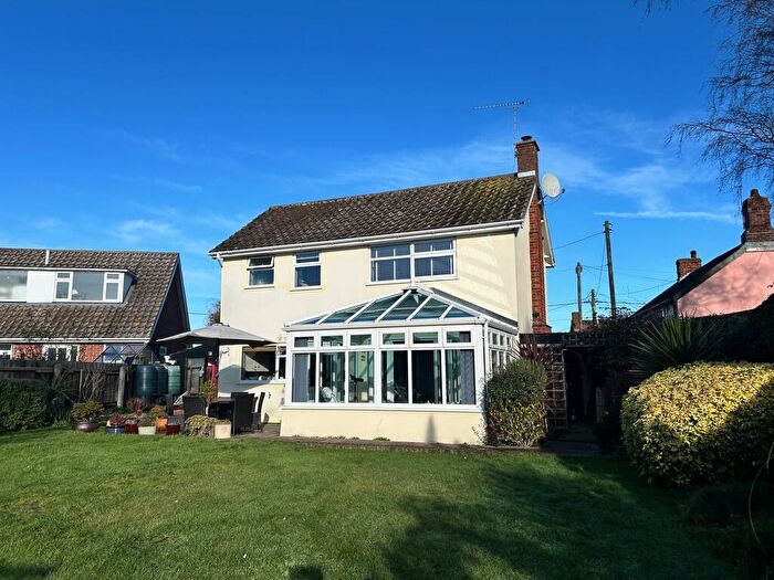 3 Bedroom Semi Detached House For Sale In Mill Lane, Trimley St. Martin, IP11