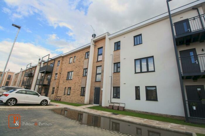 2 Bedroom Penthouse To Rent In Barcrow Square, Colchester, Essex, CO1