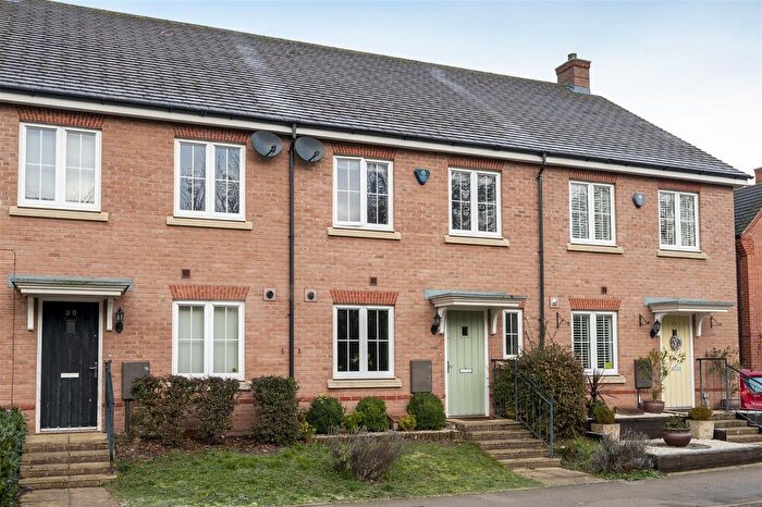 3 Bedroom Terraced House To Rent In Wattons Lane, Southam, CV47