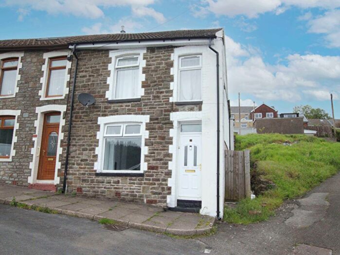 3 Bedroom End Of Terrace House For Sale In Wyndham Street, Gilfach Goch, CF39