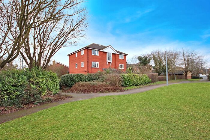 2 Bedroom Flat For Sale In Fennec Close, Cherry Hinton, CB1