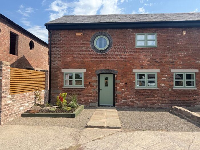 3 Bedroom House To Rent In Thornton Green Lane, CH2