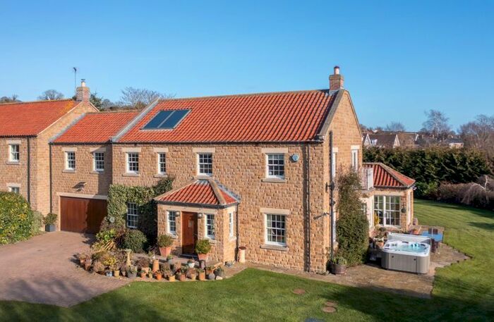 4 Bedroom Semi-Detached House For Sale In Green Lane, Snainton, Scarborough, YO13