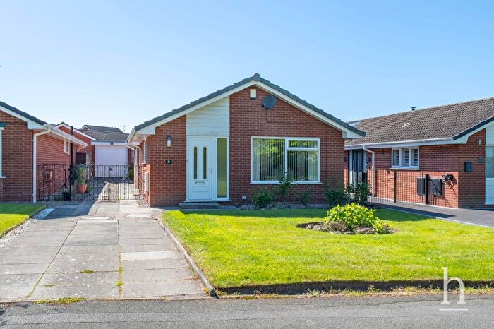 3 Bedroom Detached Bungalow For Sale In Hambledon Drive, Wirral, CH49