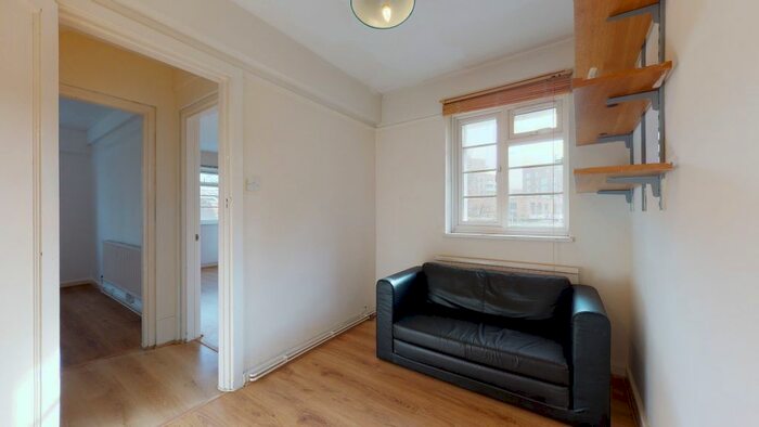 2 Bedroom Flat To Rent In Bollo Lane, London W3