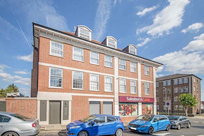 2 Bedroom Flat To Rent In Rundell Crescent, London, NW4