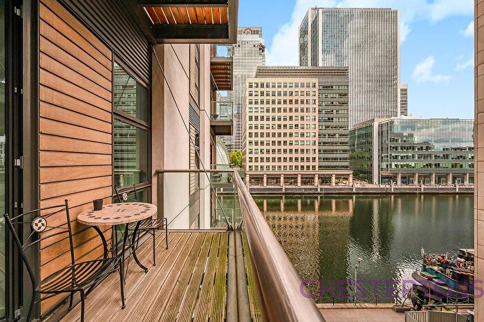 2 Bedroom Flat To Rent In Discovery Dock Apartments West, South Quay Square, E14