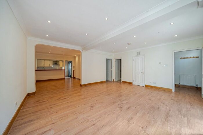 4 Bedroom Detached House To Rent In Broadway Court, The Broadway, London, SW19