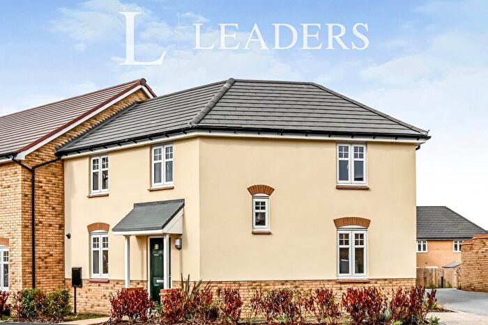 3 Bedroom Semi-Detached House To Rent In Willowsway Road, Wixams, Bedford, MK42