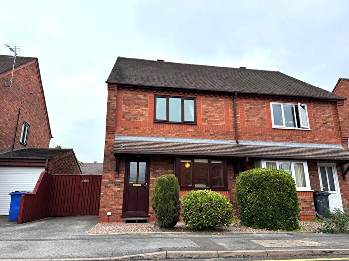 3 Bedroom Semi-Detached House For Sale In Orchard Park, Burton-on-Trent, DE14