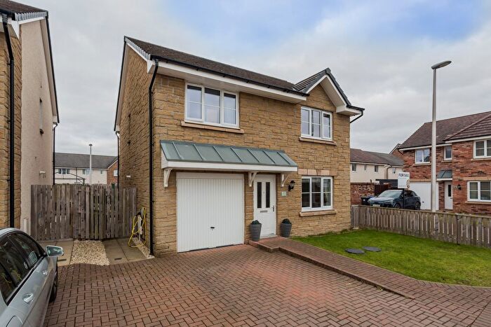 4 Bedroom Detached House For Sale In Lochview Wynd, Bishopton, PA7