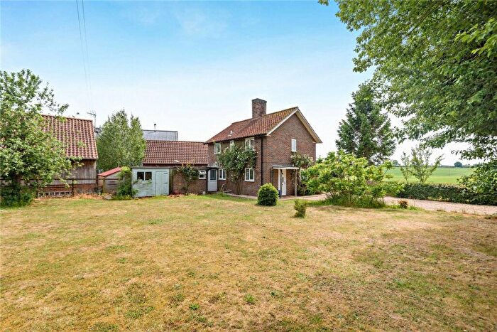 3 Bedroom Detached House For Sale In Hunton Grange, Winchester, Hampshire, SO21