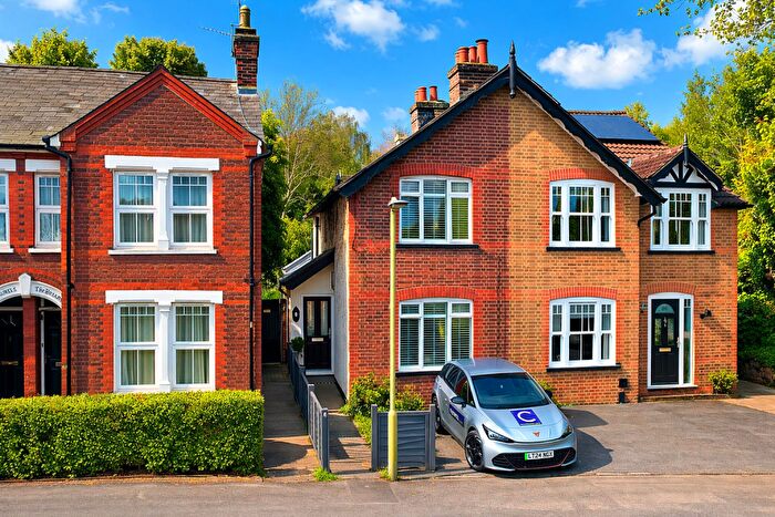 2 Bedroom Semi Detached House For Sale In Apsley, Hemel Hempstead, HP3