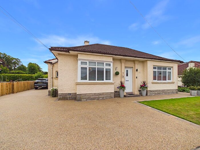 3 Bedroom Detached Bungalow For Sale In Waterloo Drive, Lanark, ML11