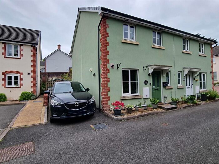 3 Bedroom Semi Detached House For Sale In Kensey Court, Launceston, PL15