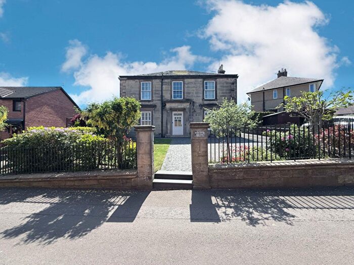 1 Bedroom Flat For Sale In Pleasance Gardens, Falkirk, FK1
