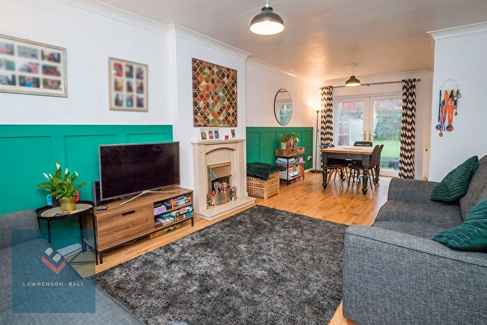 3 Bedroom Semi Detached House For Sale In Francis Road, Frodsham, WA6