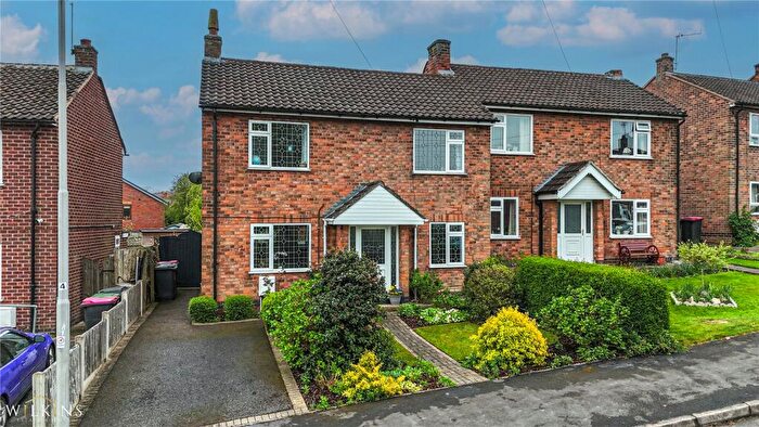 3 Bedroom Semi-Detached House For Sale In St. Nicholas Estate, Baddesley Ensor, Atherstone, Warwickshire, CV9