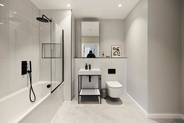 1 Bedroom Flat To Rent In Coverdale Road, London, NW2