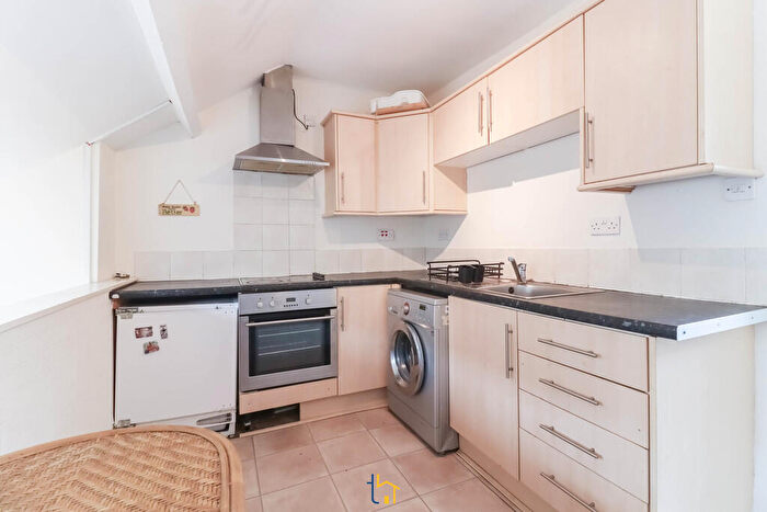 1 Bedroom Flat To Rent In Welford Road, Leicester, LE2