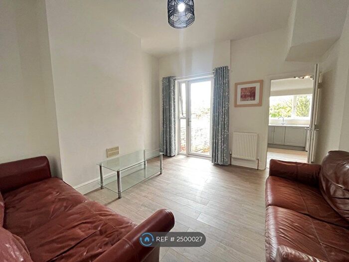 5 Bedroom End Of Terrace House To Rent In Cambridge Road, Bristol, BS7