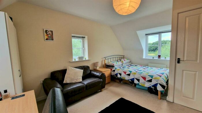 4 Bedroom Detached House For Sale In Isis Way, Hilton, Derby, DE65