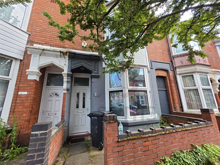 5 Bedroom Terraced House To Rent In Equity Road, Westcotes, Leicester, LE3
