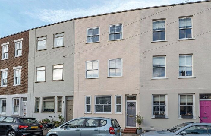 4 Bedroom Terraced House For Sale In Wick Road, Teddington, TW11