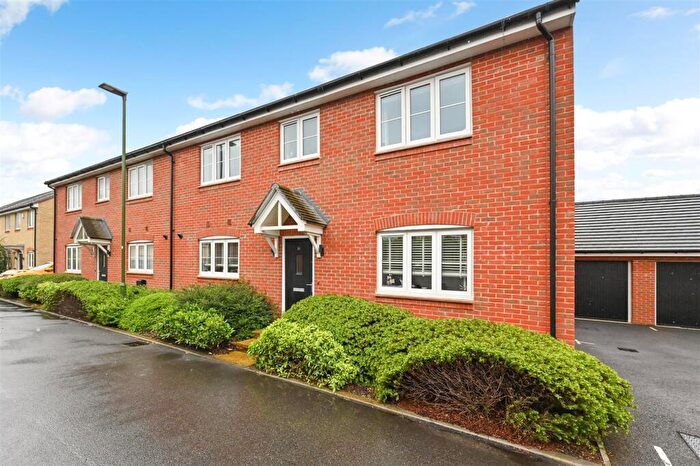 4 Bedroom Semi-Detached House For Sale In Tern Crescent, Chichester, PO20