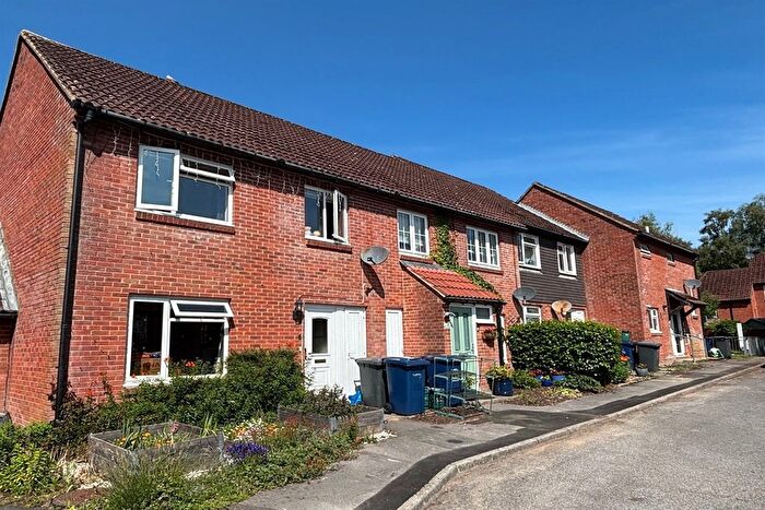 3 Bedroom Semi-Detached House To Rent In Critchmere Lane, Haslemere, Surrey, GU27